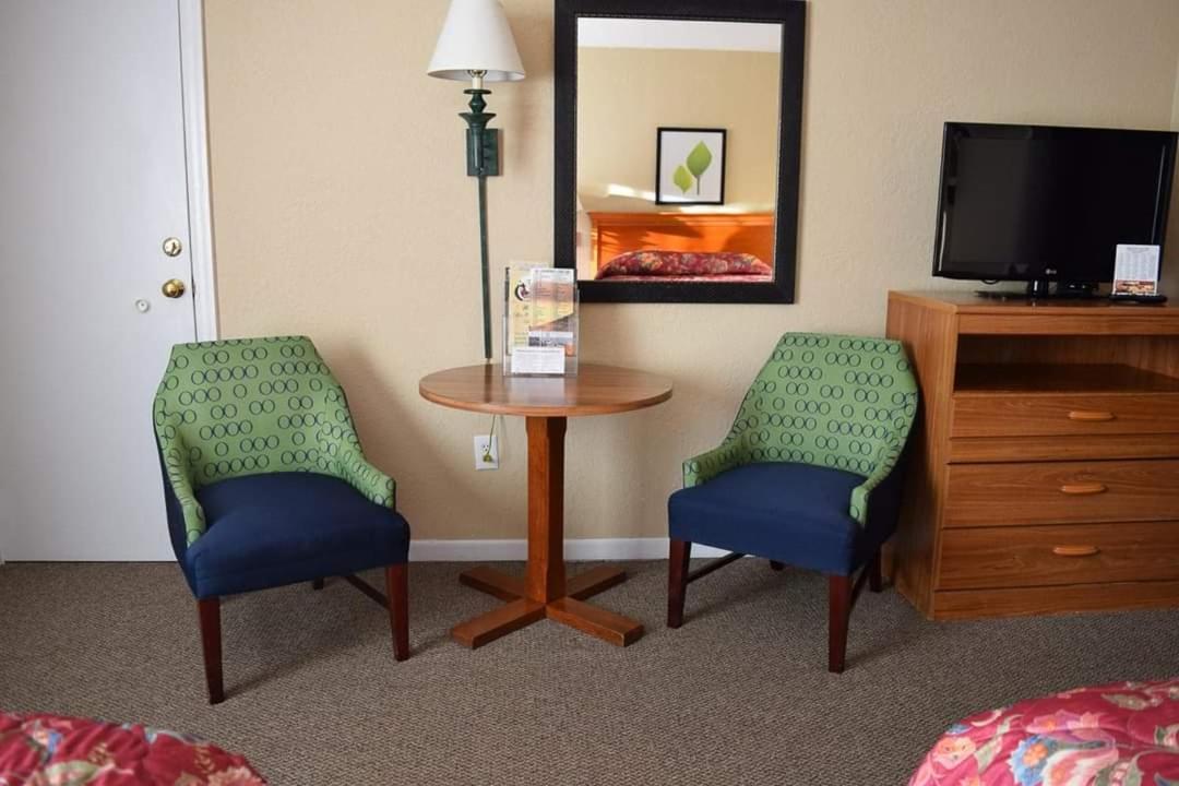 Mountain Aire Inn Sevierville - Pigeon Forge Екстериор снимка